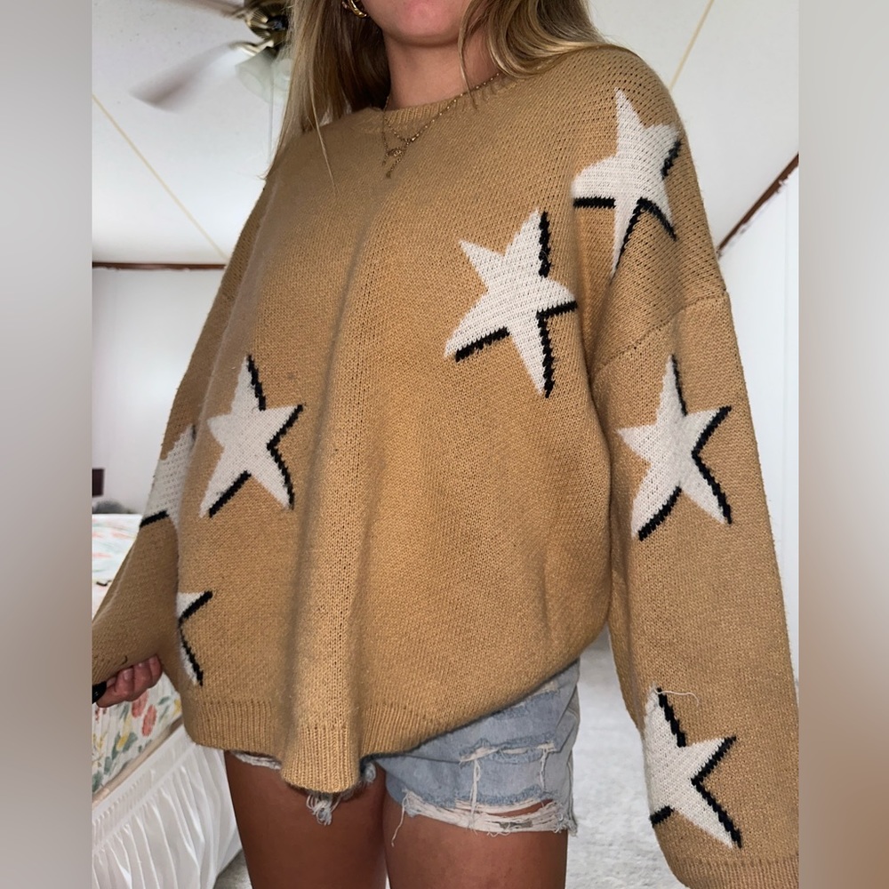 Oversized star sweater